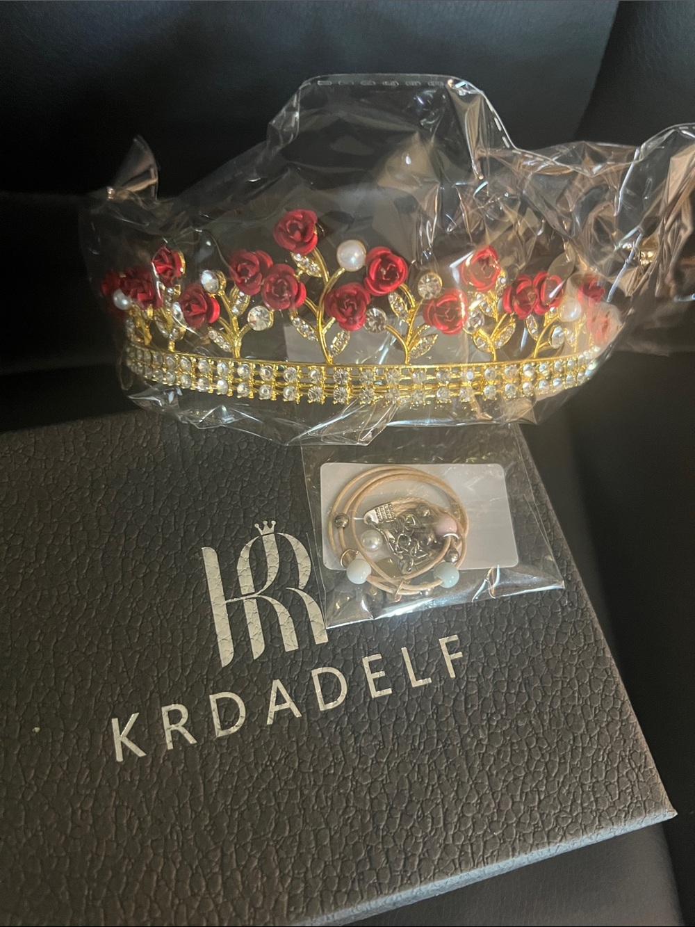 #3176**Gold Red Floral Tiara Crown with Pearls - Picture 5 of 17